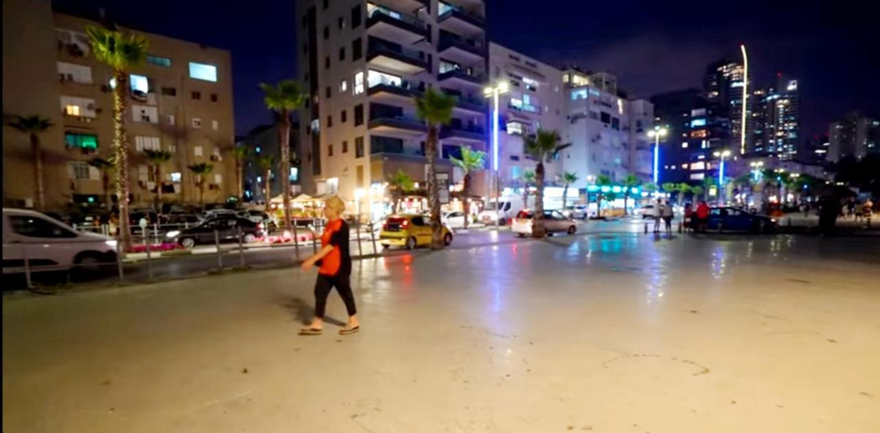Beachfront Studio Apartment Bat Yam 412 Exterior photo