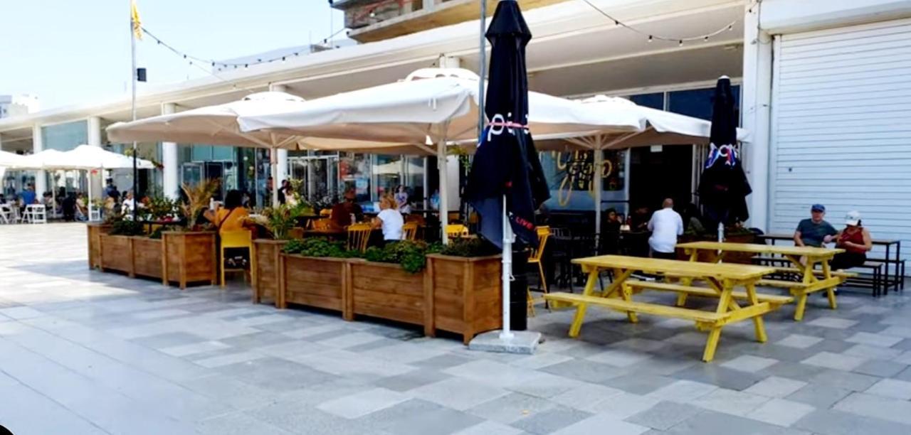 Beachfront Studio Apartment Bat Yam 412 Exterior photo